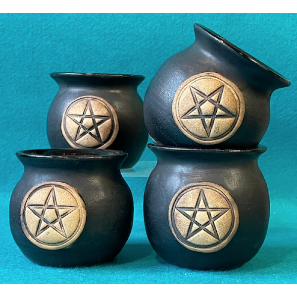 Cauldron Pot with Pentacle Wyn Abbot